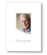 Rouwkaart met portret en sierlijk kader