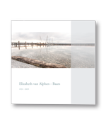 Rouwkaart met strand en golfbrekers