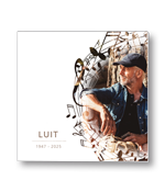 Rouwkaart met portret in muziek silhouette