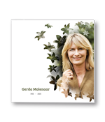 Rouwkaart met portret in lelie silhouette