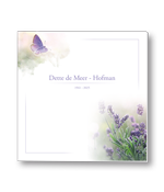 Rouwkaart met paarse lavendel en een paarse vlinder