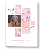 Rouwkaart met collage van afbeeldingen in roze kleuren en portret