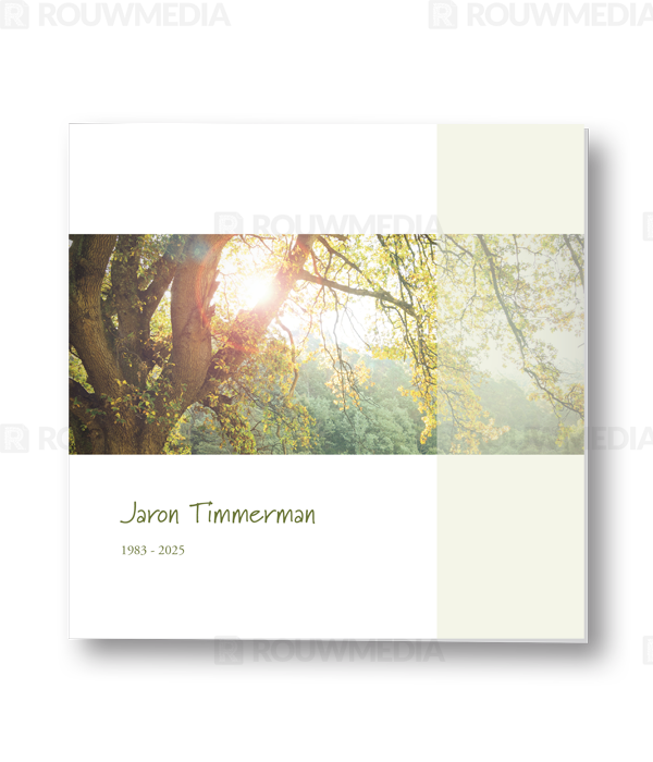 Rouwkaart Rouwkaart met bos in de zomer en portret - voorkant