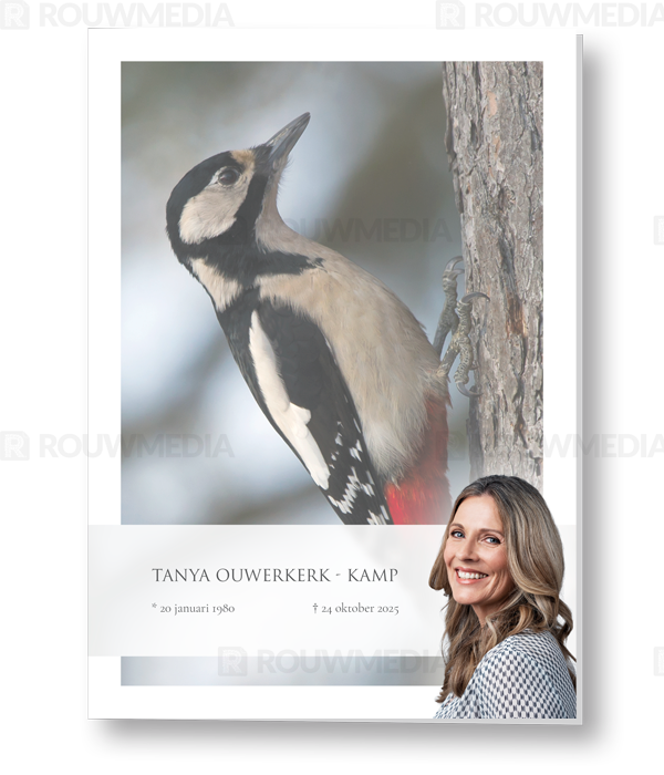 Rouwkaart Rouwkaart met specht in de boom en portret - voorkant